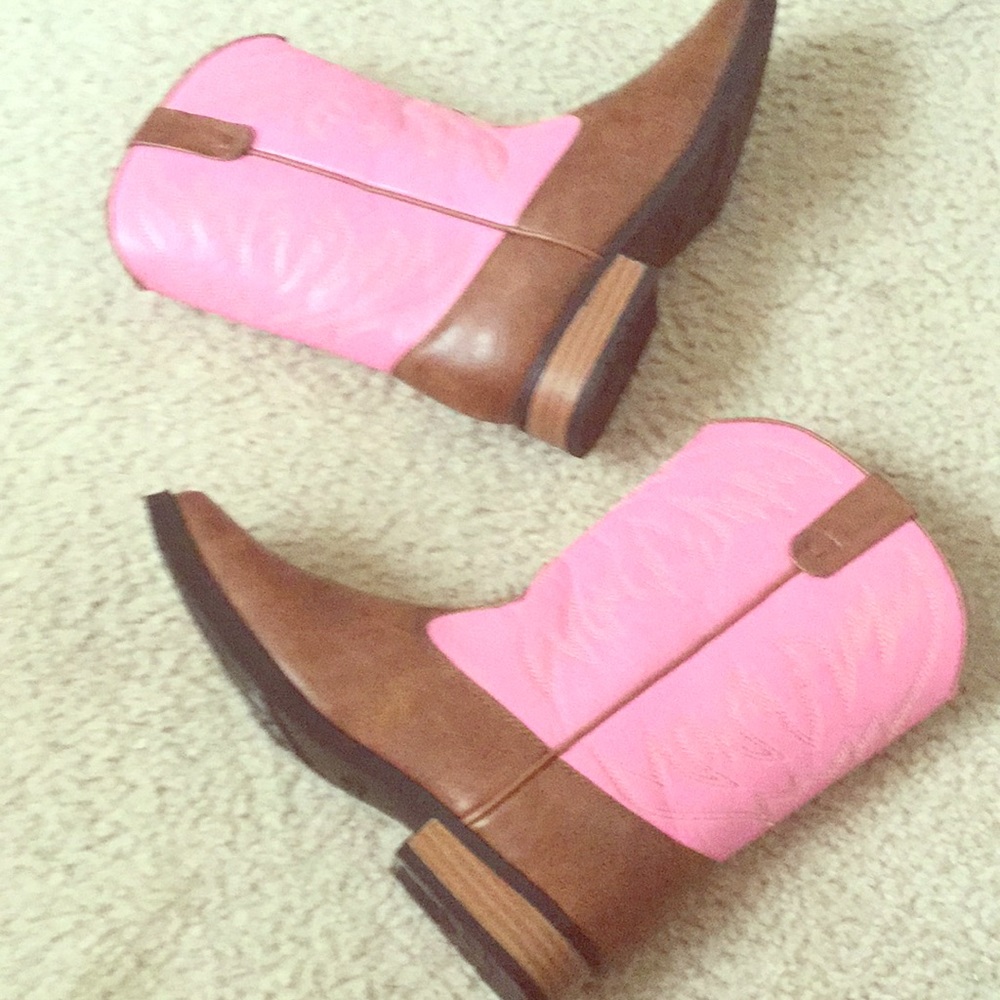 Cute cowgirl boots for any occasion.